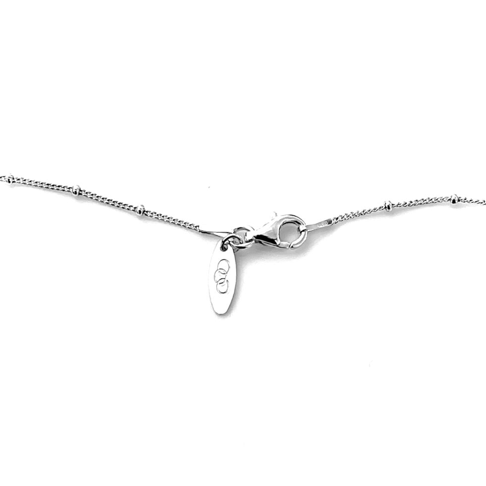 Links of London logo tag on Raindance necklace chain.