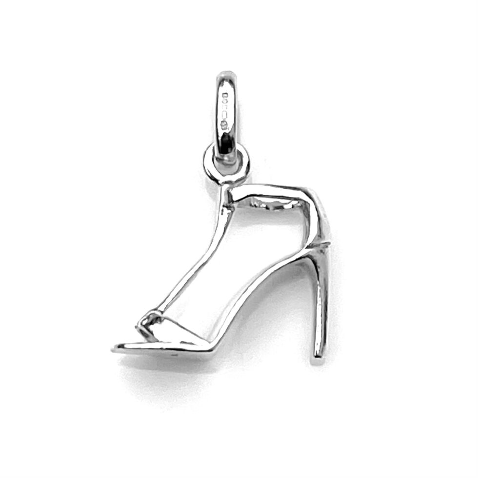 High heel shoe charm displayed with 7mm split ring for easy attachment
