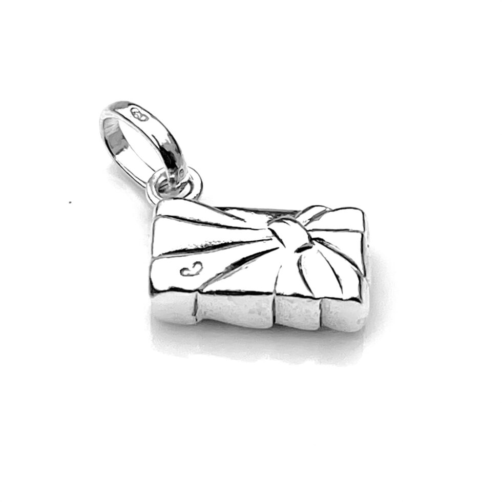 Front view of 2009 Links of London sterling silver Gift Box charm with bow detail