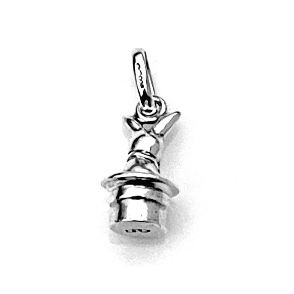2010 Links of London Rabbit in Top Hat Charm in sterling silver.