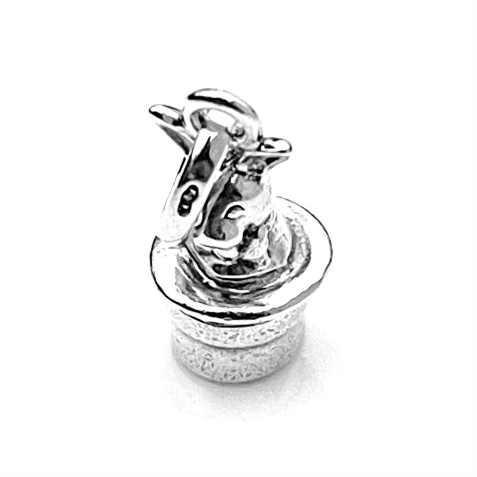 2010 Links of London Rabbit in Top Hat Charm in sterling silver.