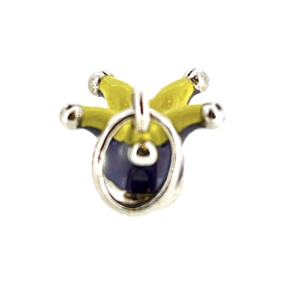 view showcasing the five decorative jingle bell-shaped tips.