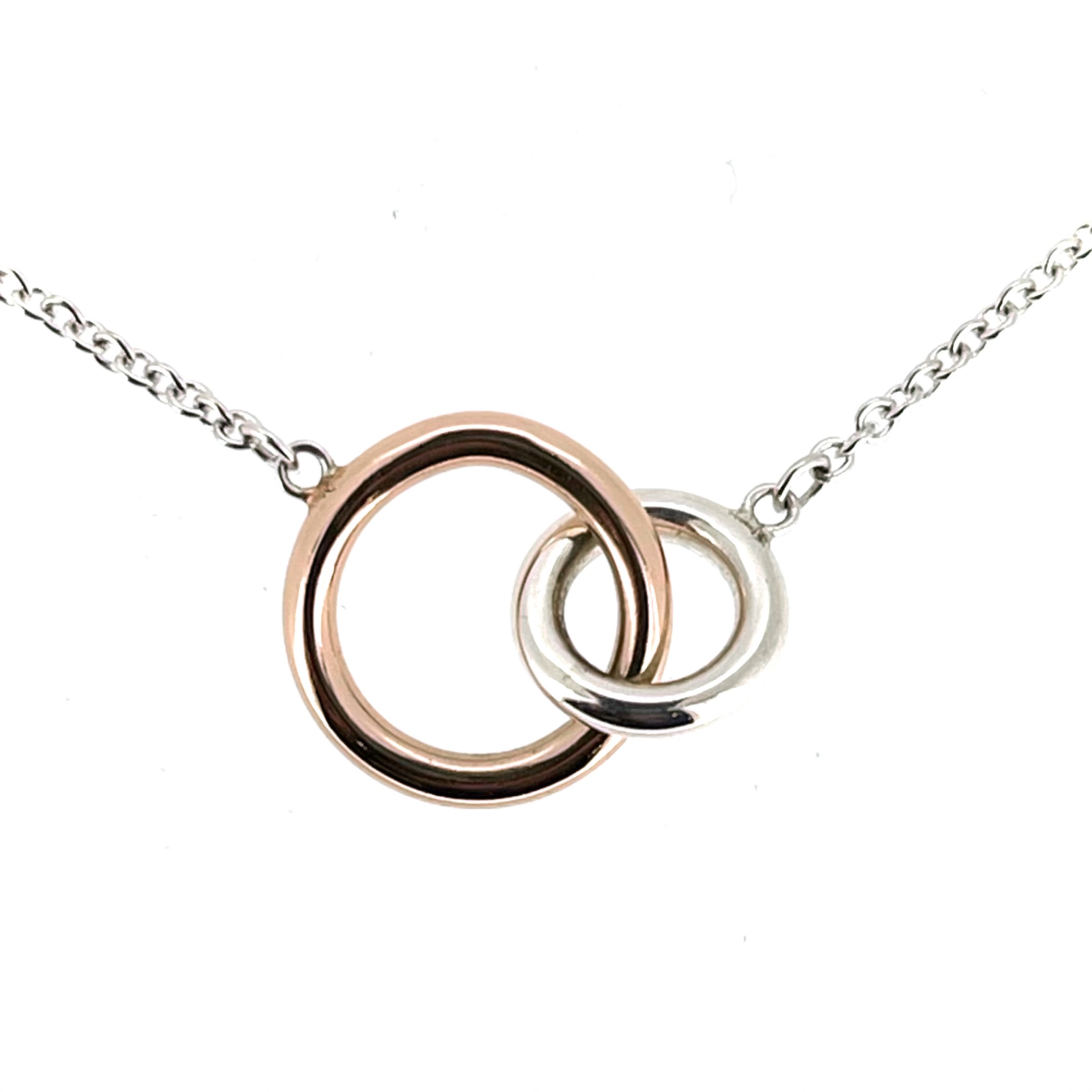 the vintage Links of London interlocking rings necklace.