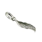 A close-up of the oval loop/bail attachment for bracelets and necklaces.