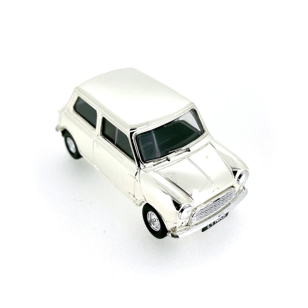 silver-plated Lledo Austin Mini Model with LINKS1 number plate.