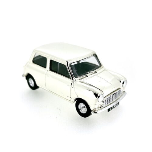 Display view of the Lledo Mini Model, showcasing its 1:44 scale size.