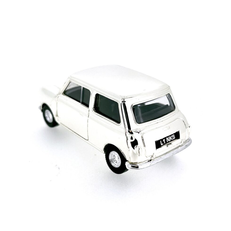 silver-plated Lledo Austin Mini Model with LINKS1 number plate.