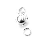 Close-up of the oval bail and split ring attachment.