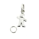 A close-up of the oval loop/bail attachment for secure wear.