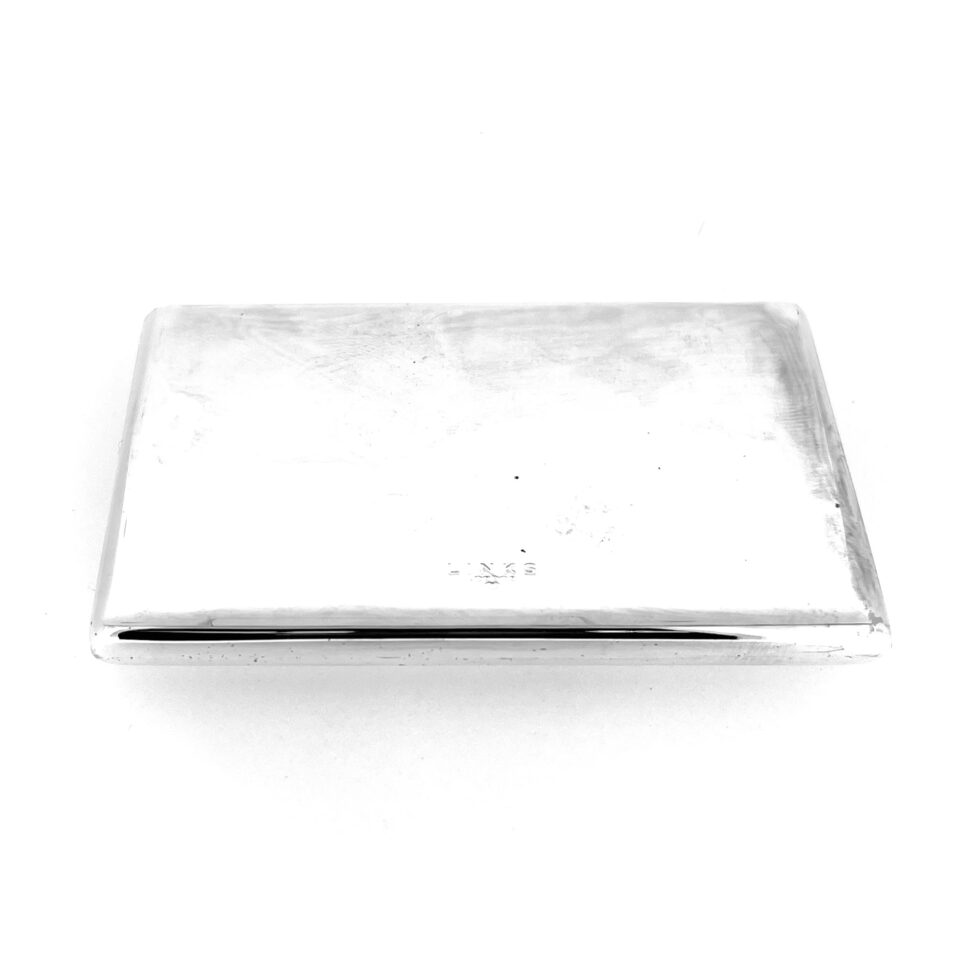 Back of card holder with Links of London logo