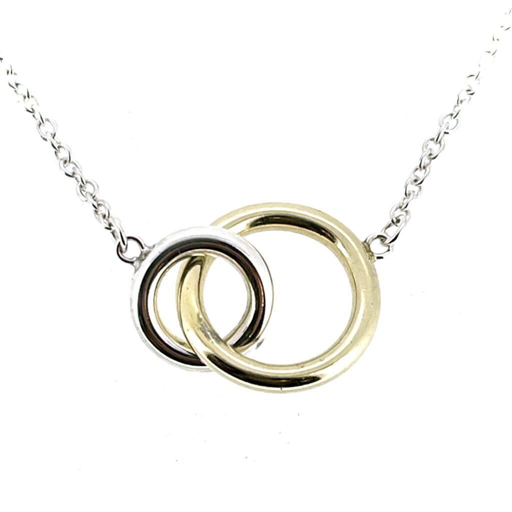 Yellow gold vermeil ring detail with sterling silver