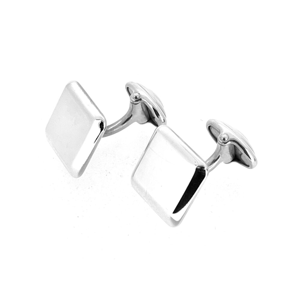 Square sophistication from Links of London—vintage restored.