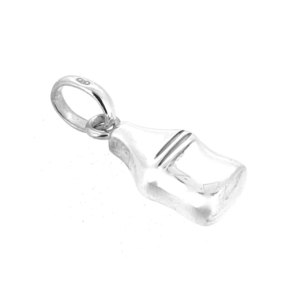 Side profile showing depth and polish