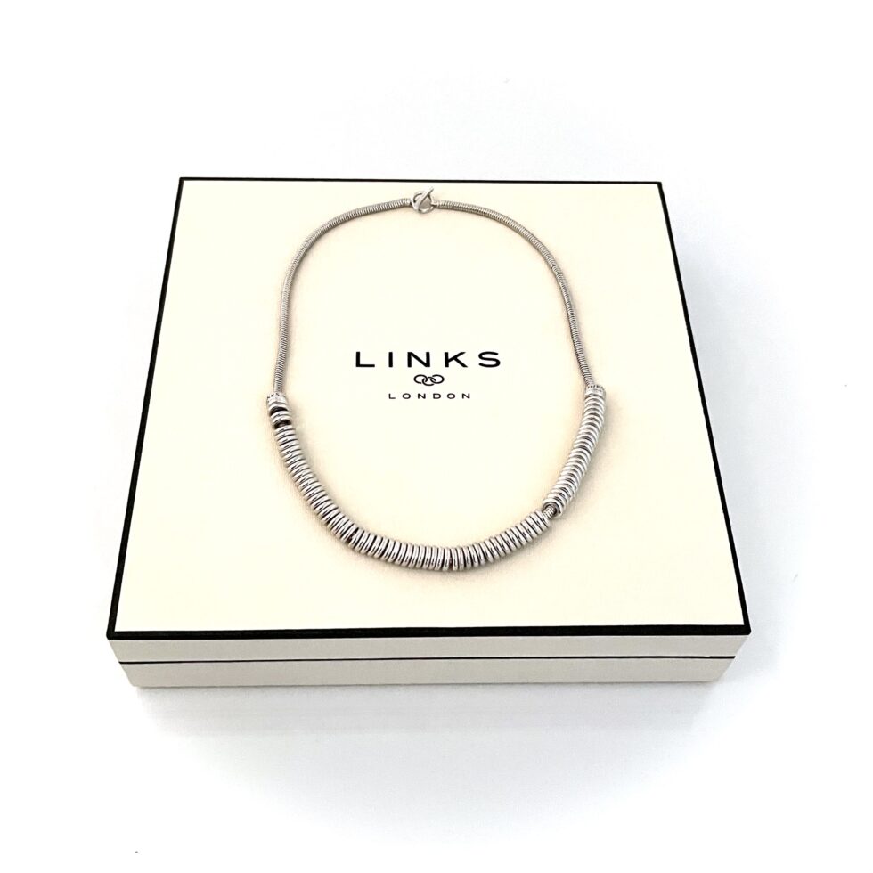 Necklace with original NOS box