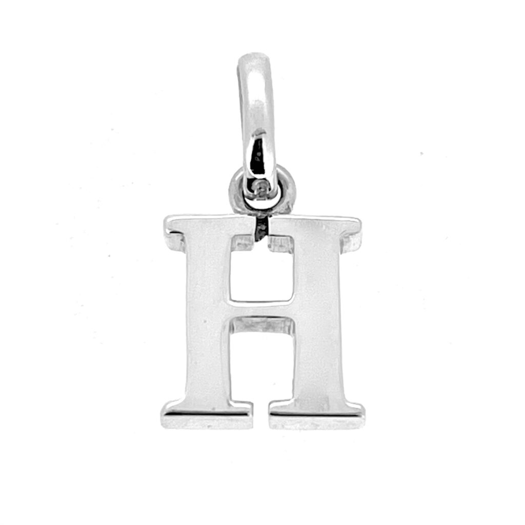 Links of London Alphabet charm “H” with three-ring logo