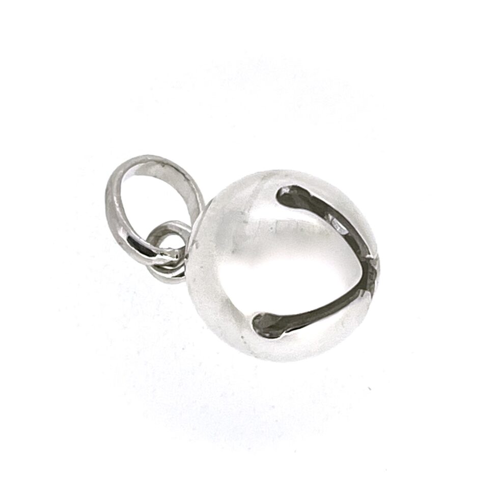 Side view showing criss-cross slit on bell