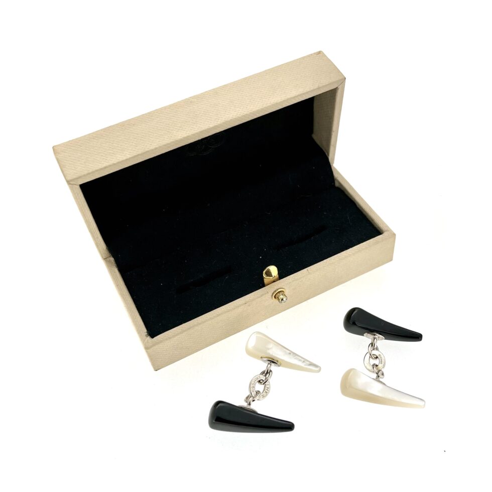 Original vintage Links of London cufflink box interior view