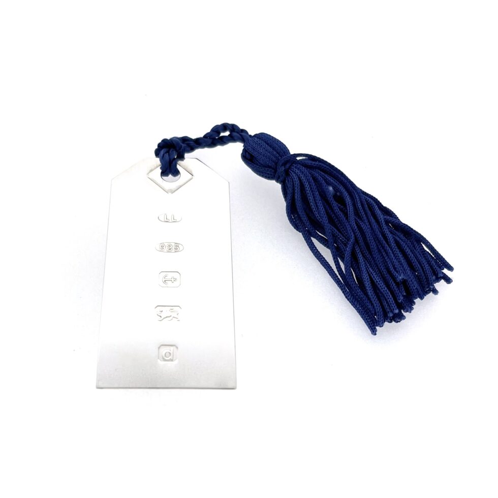 Rectangular bookmark with angled corners in sterling silver