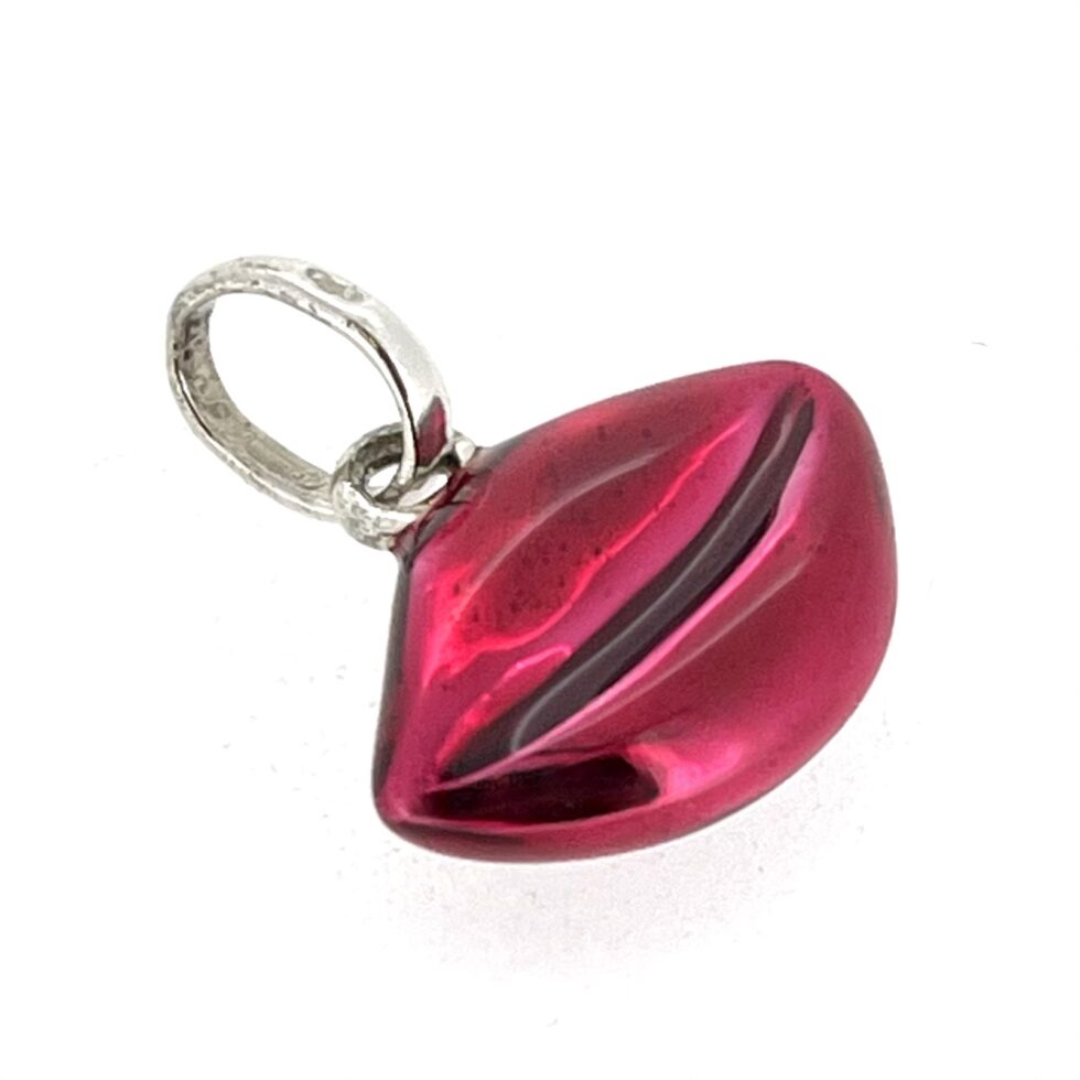 Sterling silver lips charm with glossy hot pink enamel effect