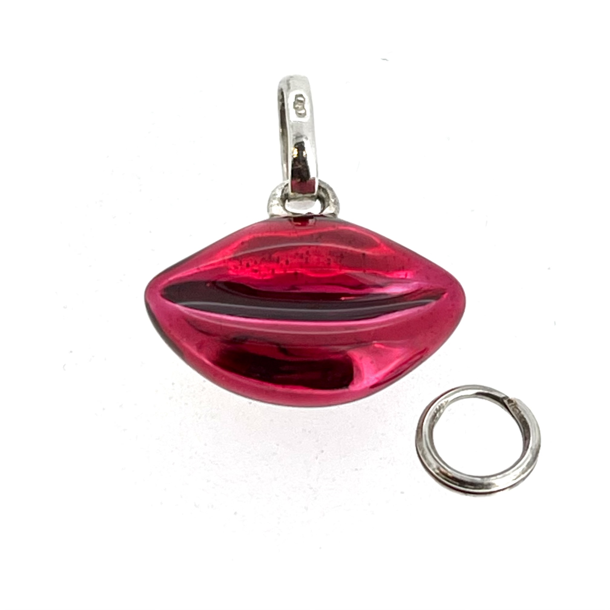 Vintage enamel lips charm with split ring for Sweetie bracelet attachment