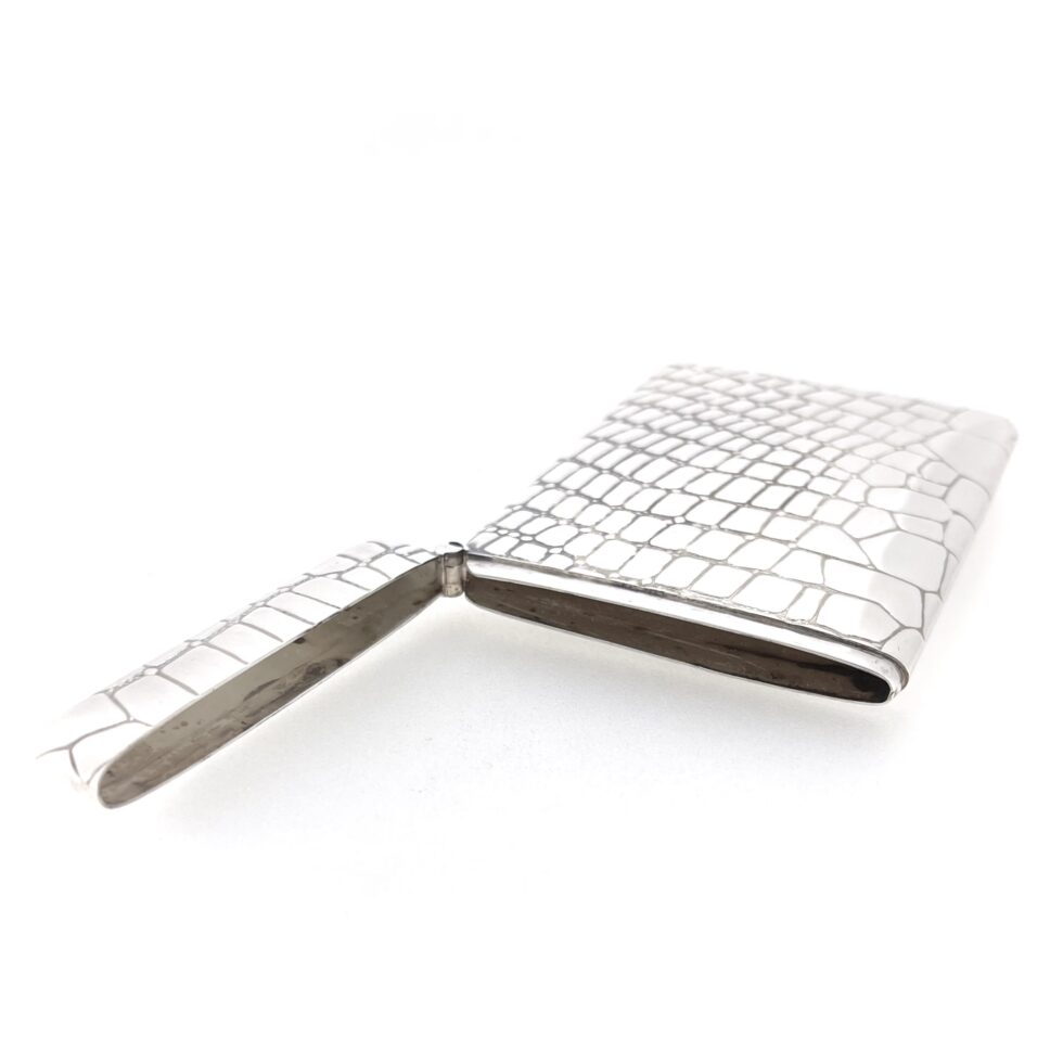 1998 hallmarked sterling silver Links of London crocodile card holder.