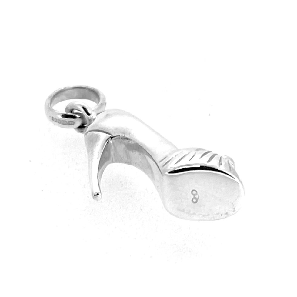 Links of London sterling silver shoe charm showing sole detail