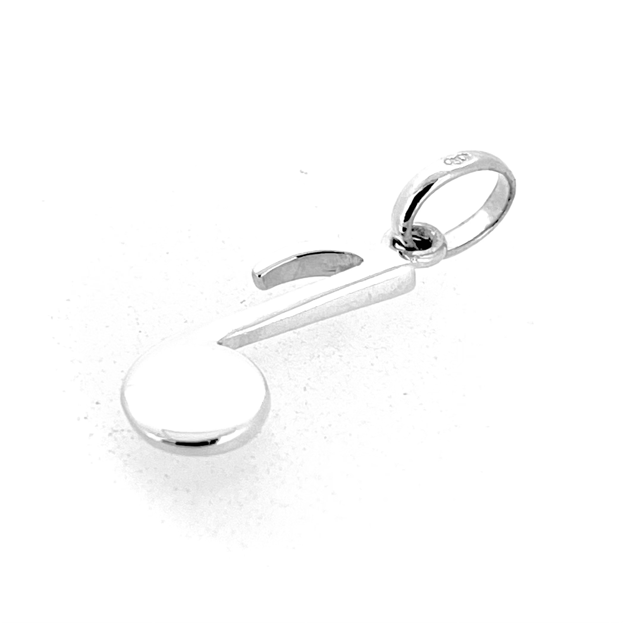 Sterling silver quaver charm with oval bail