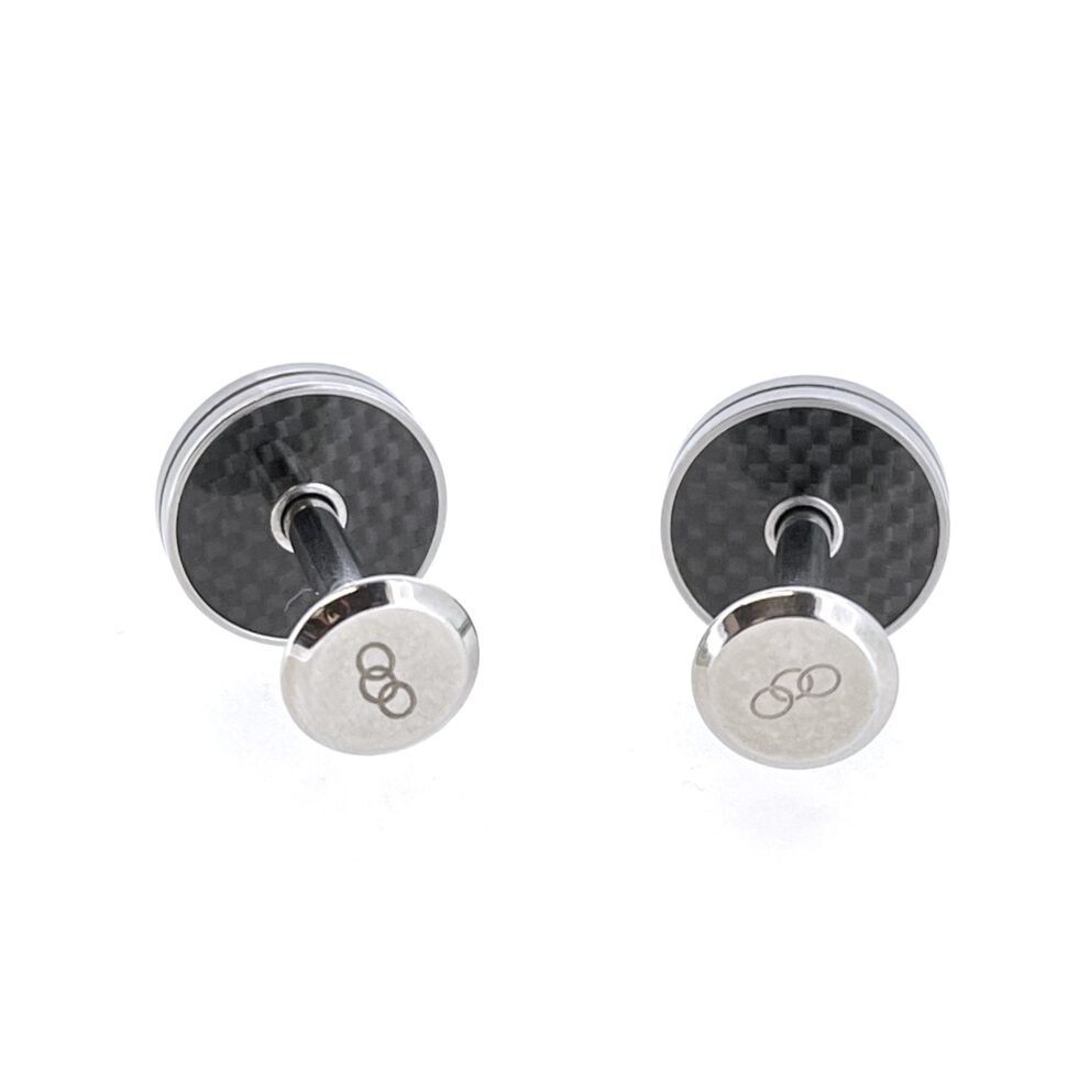Polished Links of London carbon-fibre cufflink end