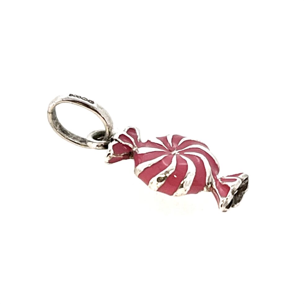 Detail of twisted sweet wrapper design in polished silver