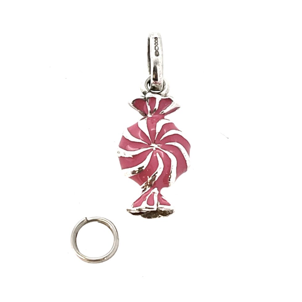 Classic Sweet Treats series charm with pink enamel detailing