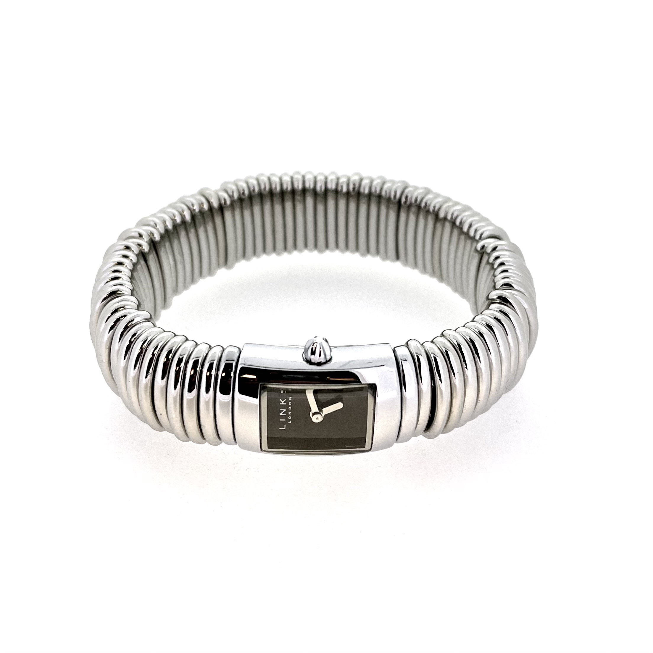 Links of London Sweetie bracelet detail – plated steel coils.