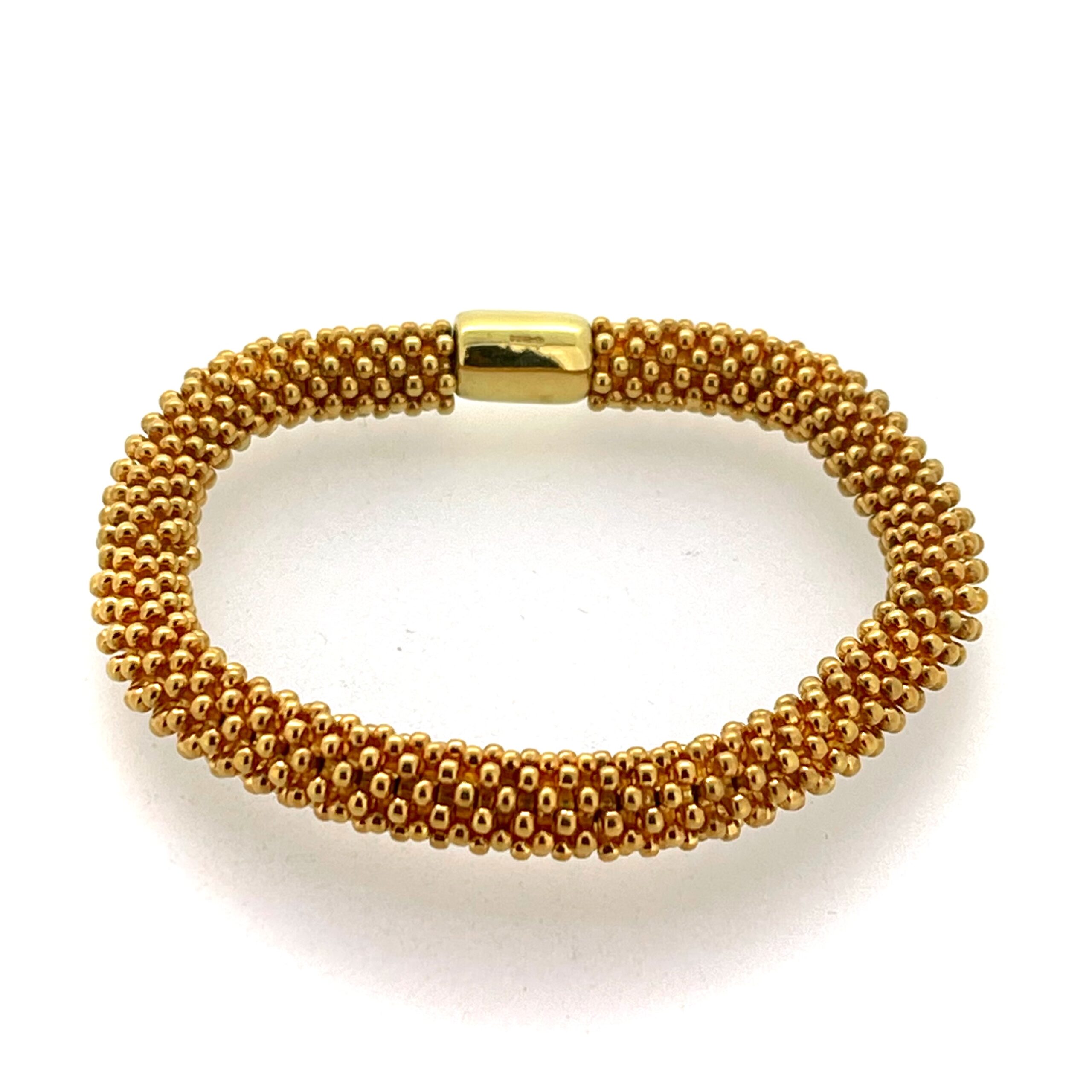 Refurbished bracelet showing polished vermeil surface