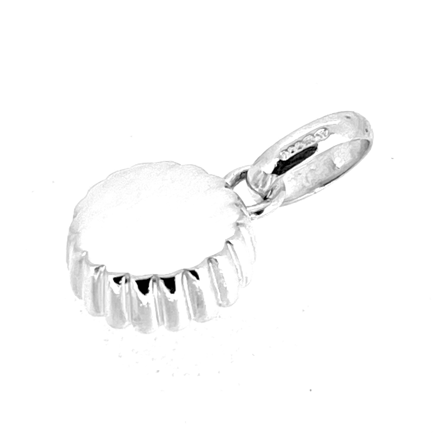 Links of London heart cake charm showing hallmark and oval bail