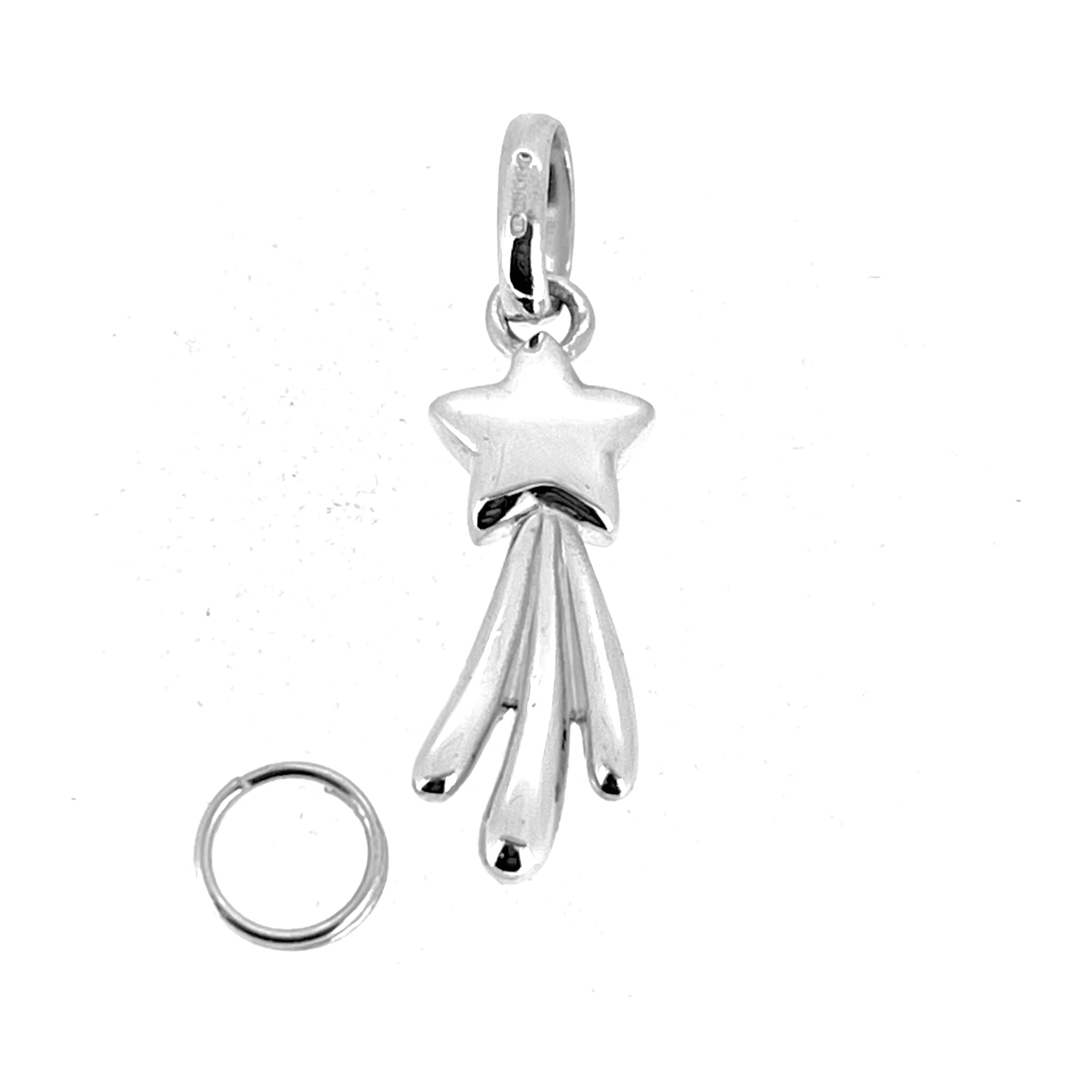 Vintage Links of London star charm with standard oval bail