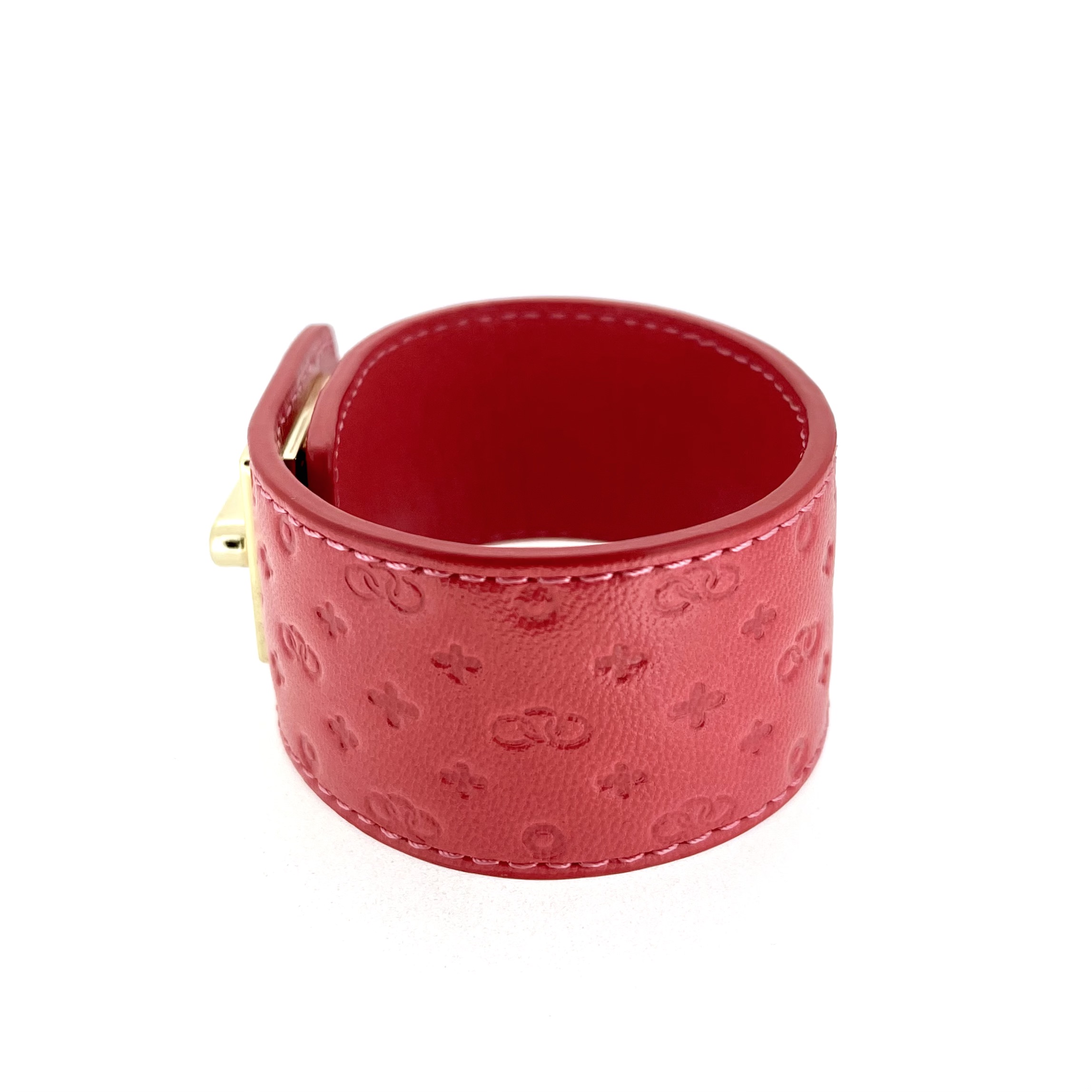 Toggle clasp open position Links London bracelet