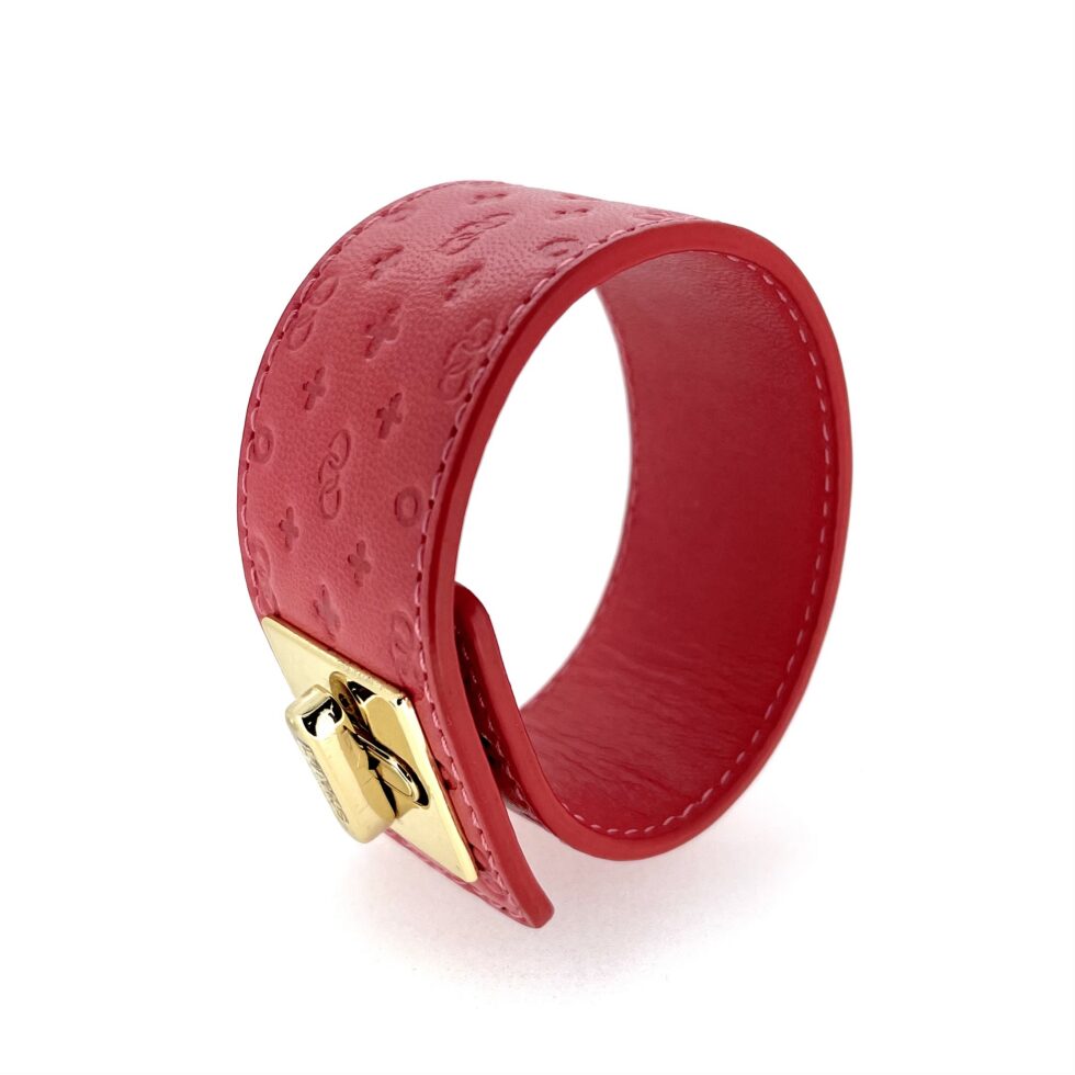 Structured leather cuff bracelet wide format
