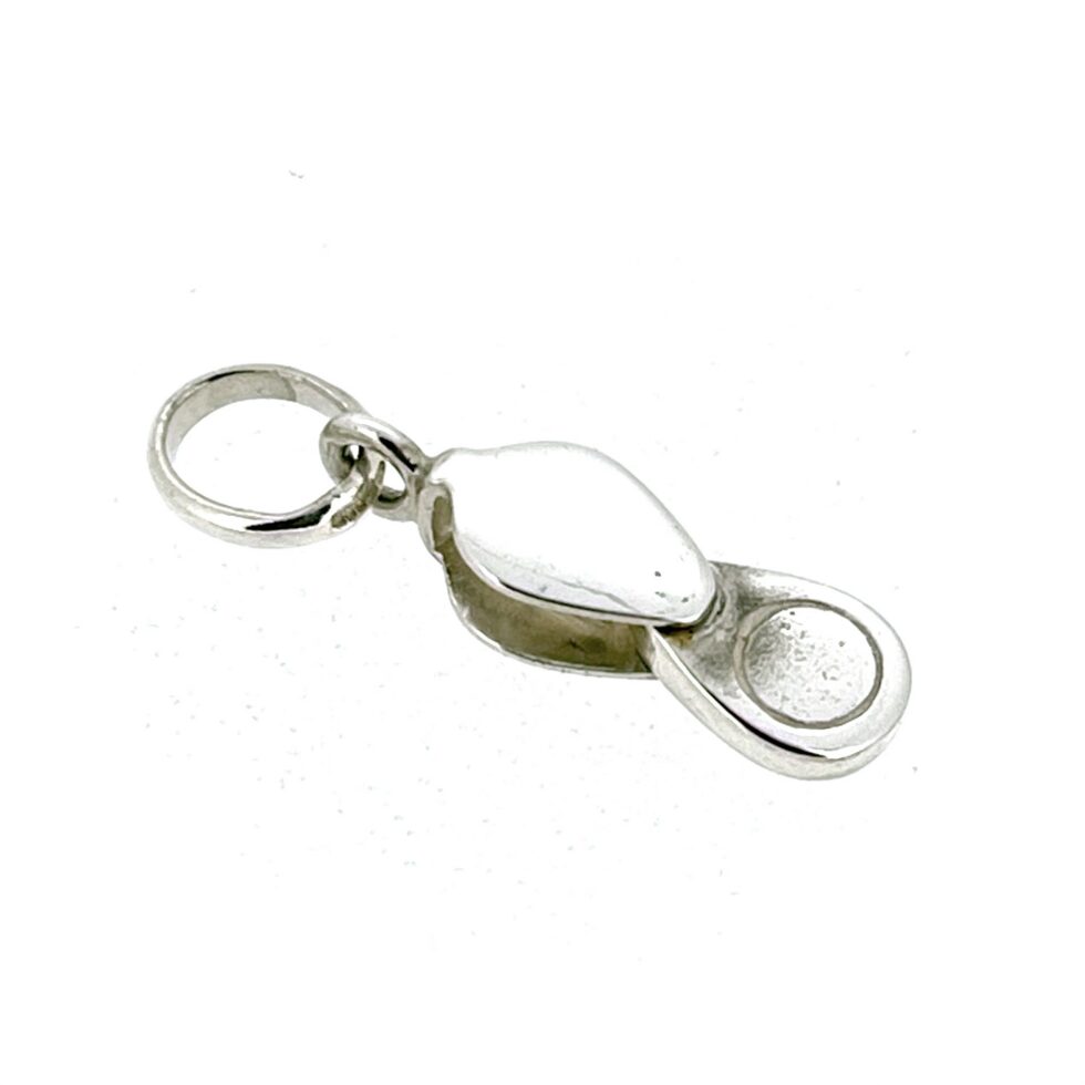 Folding jeweller’s loupe charm 2004 hallmark