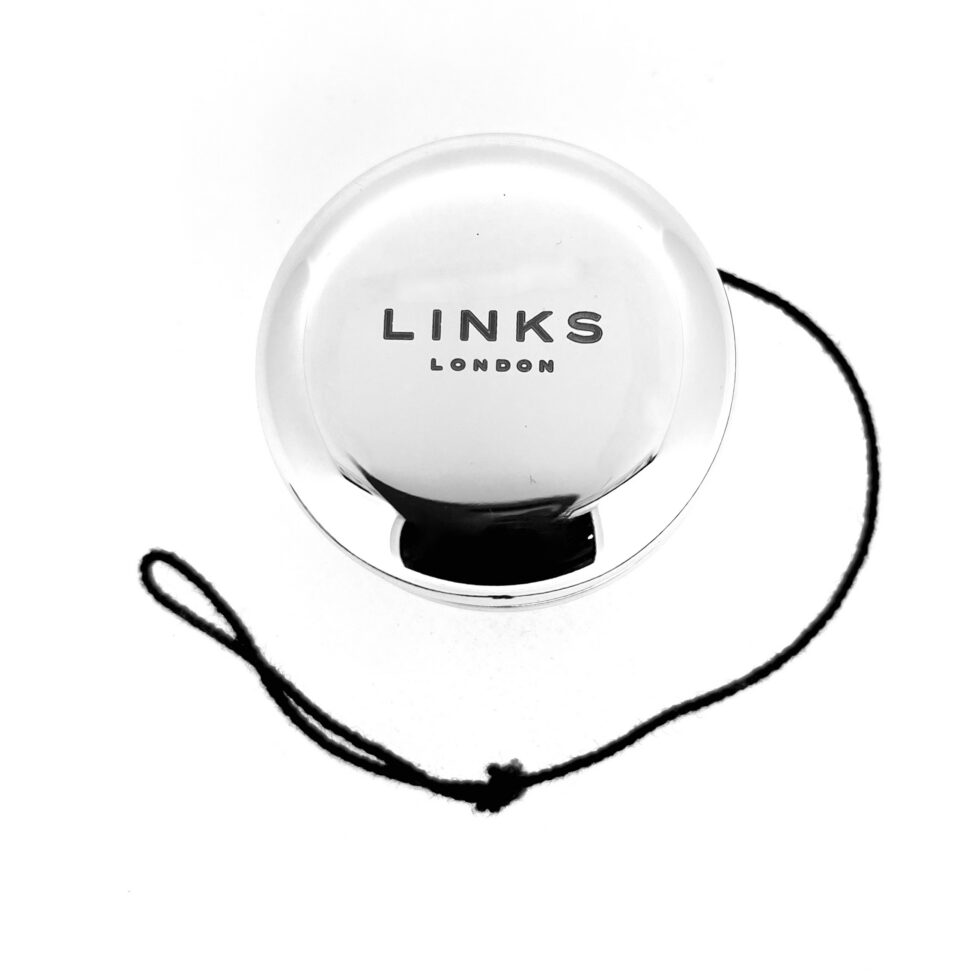 Close up of engraved Links London logo on yo-yo