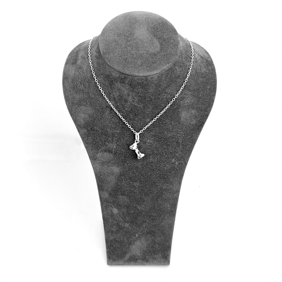 Vintage Links of London sterling silver dog bone necklace with black enamel