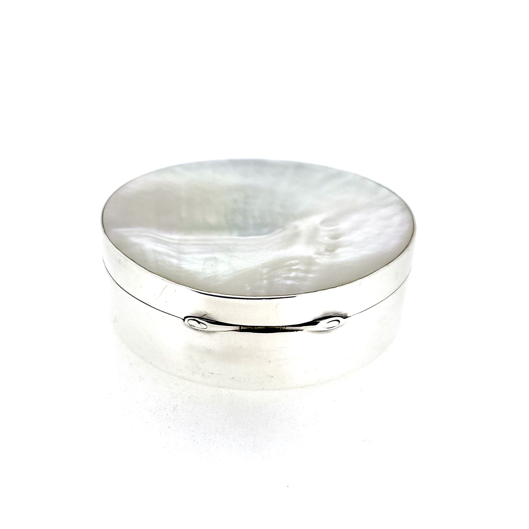 Vintage Links of London sterling silver mother-of-pearl hinged trinket box closed view