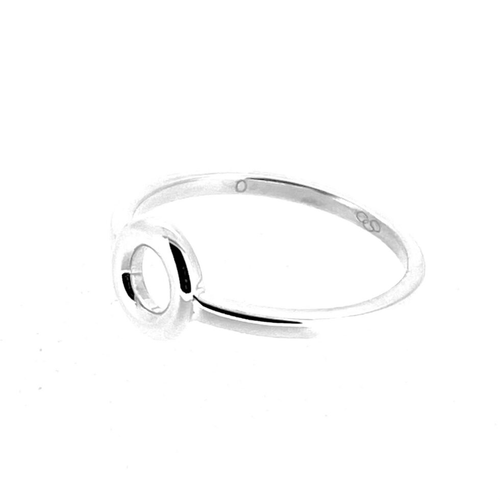 Links of London silver Sweetie Halo ring with single round link detail