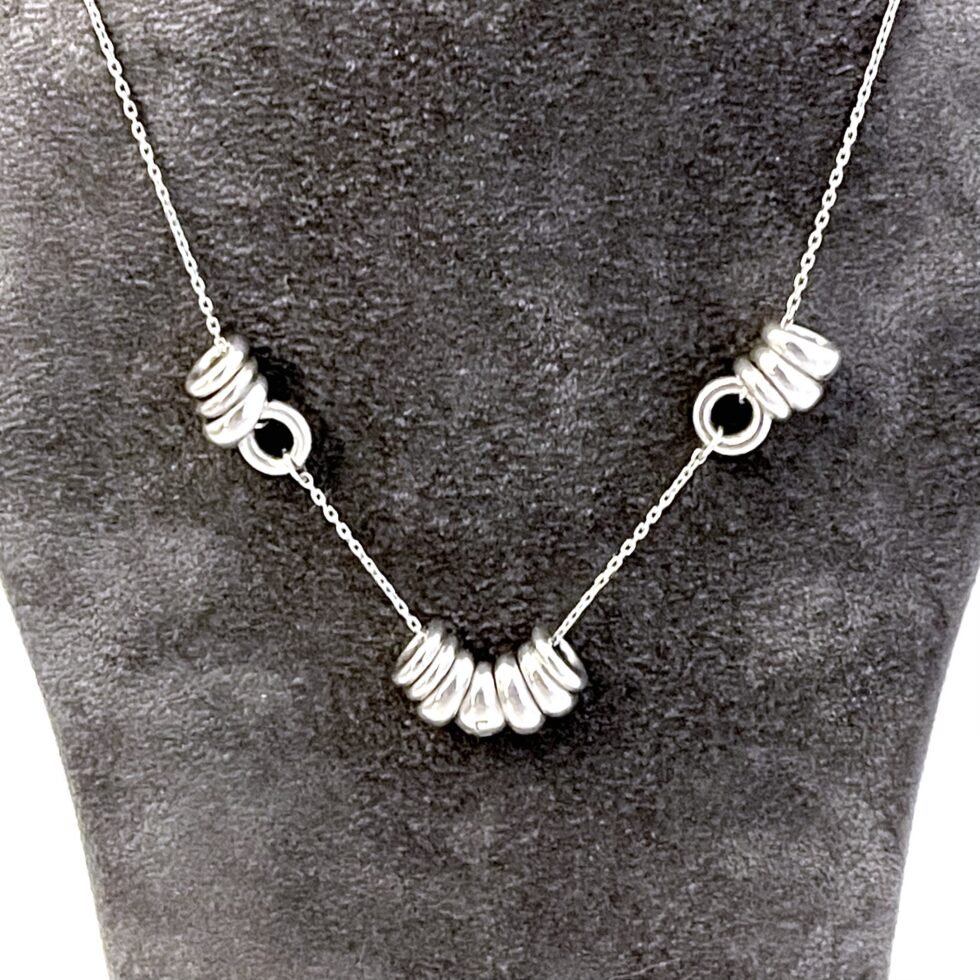 Vintage Links of London sterling silver Sweetie Links adjustable necklace front view