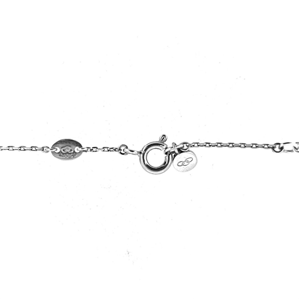 Hallmarked Links of London Sweetie Links necklace clasp detail