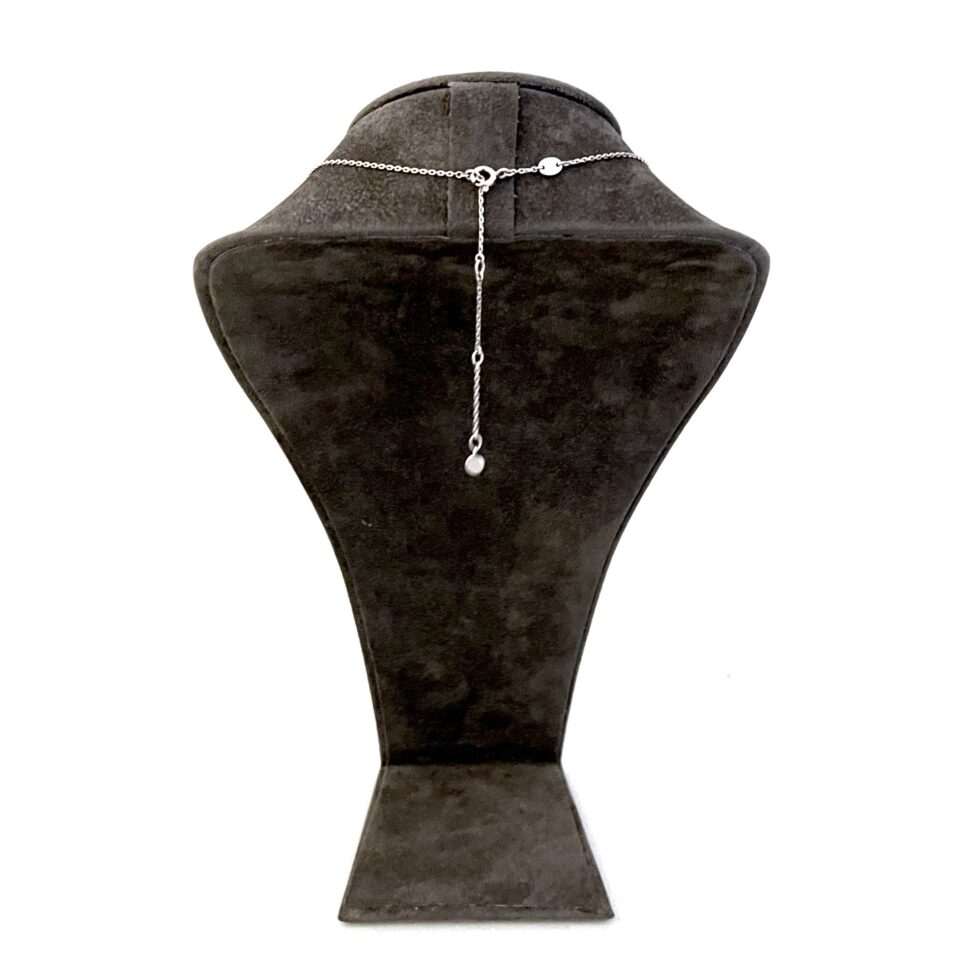 Hallmarked Links of London Sweetie Links necklace clasp detail