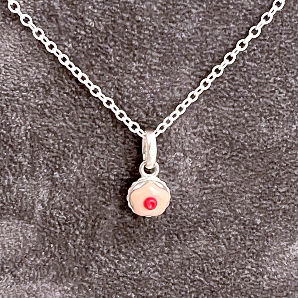 Pink Cupcake charm presented as a finished Links of London necklace