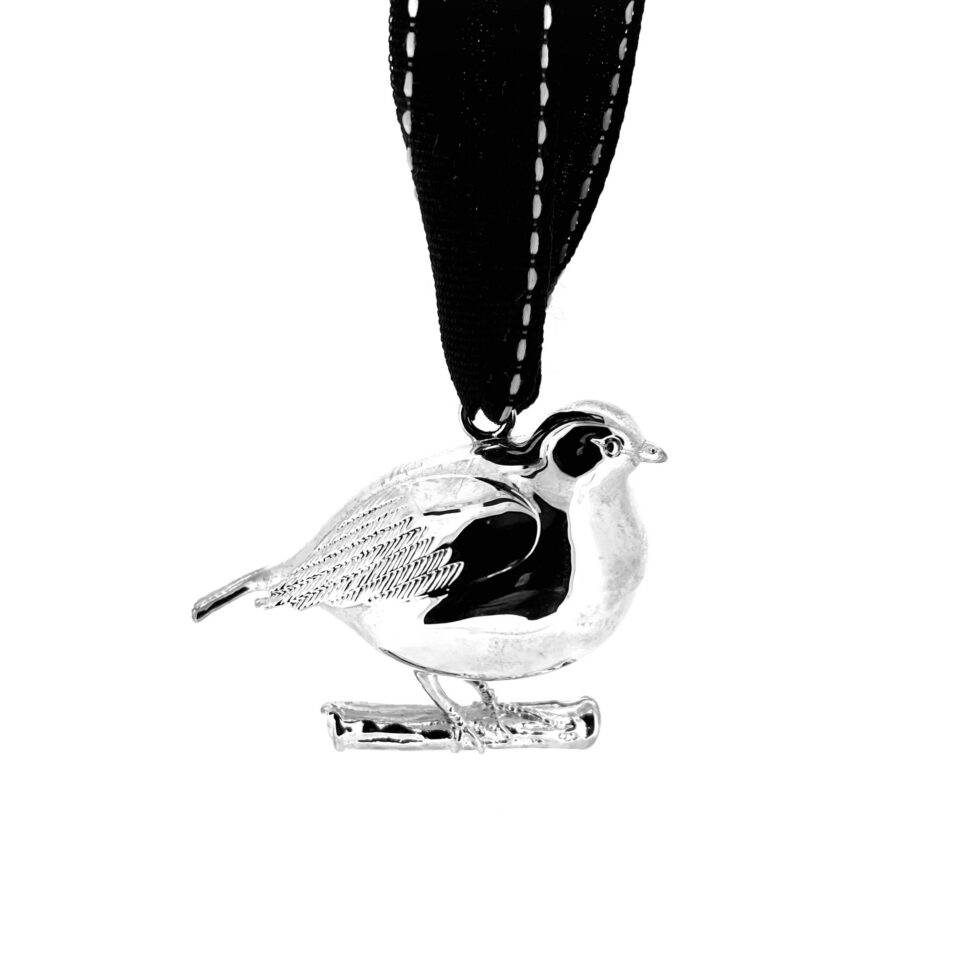 Silver plated robin decoration with detailed wing and branch perch