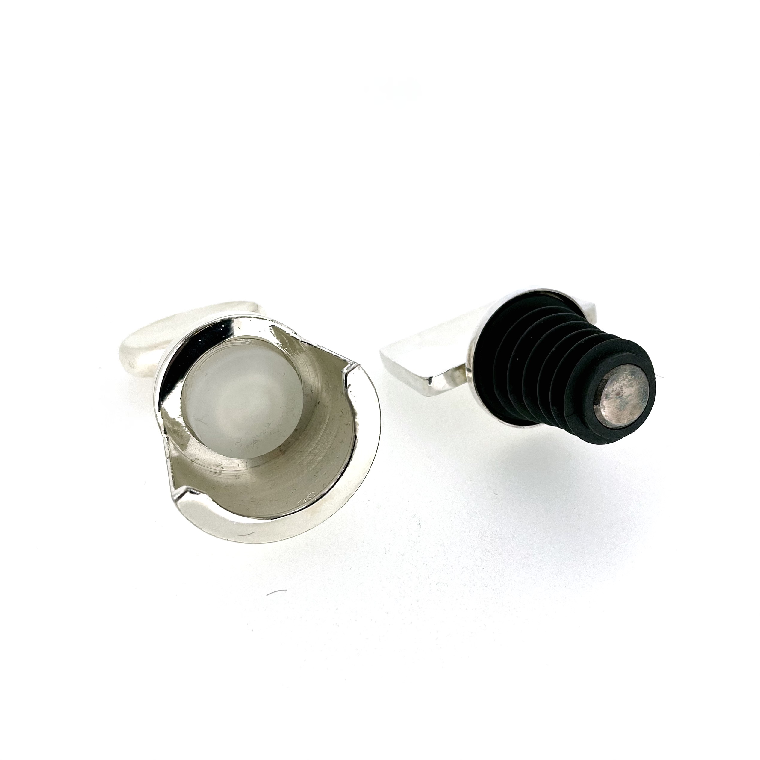Links of London silver plated bottle stopper set with two different stopper designs