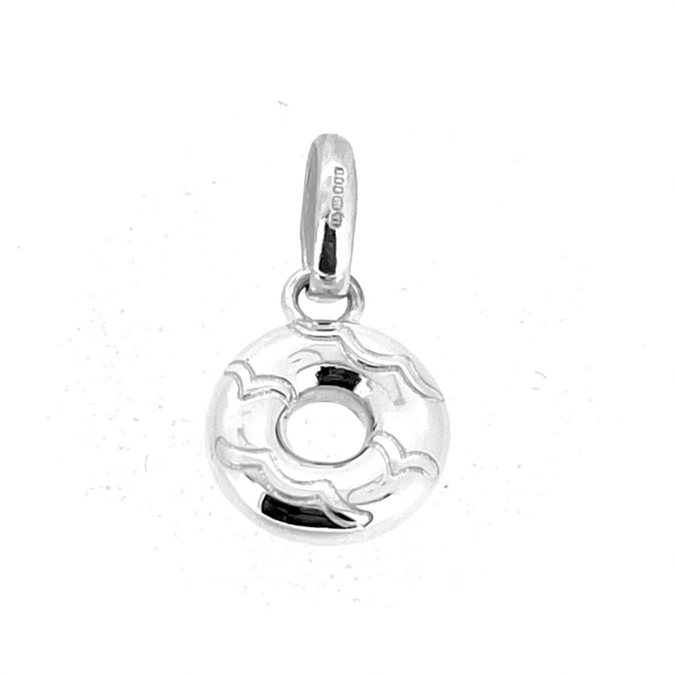 Vintage Links of London charm shown from front with circular centre