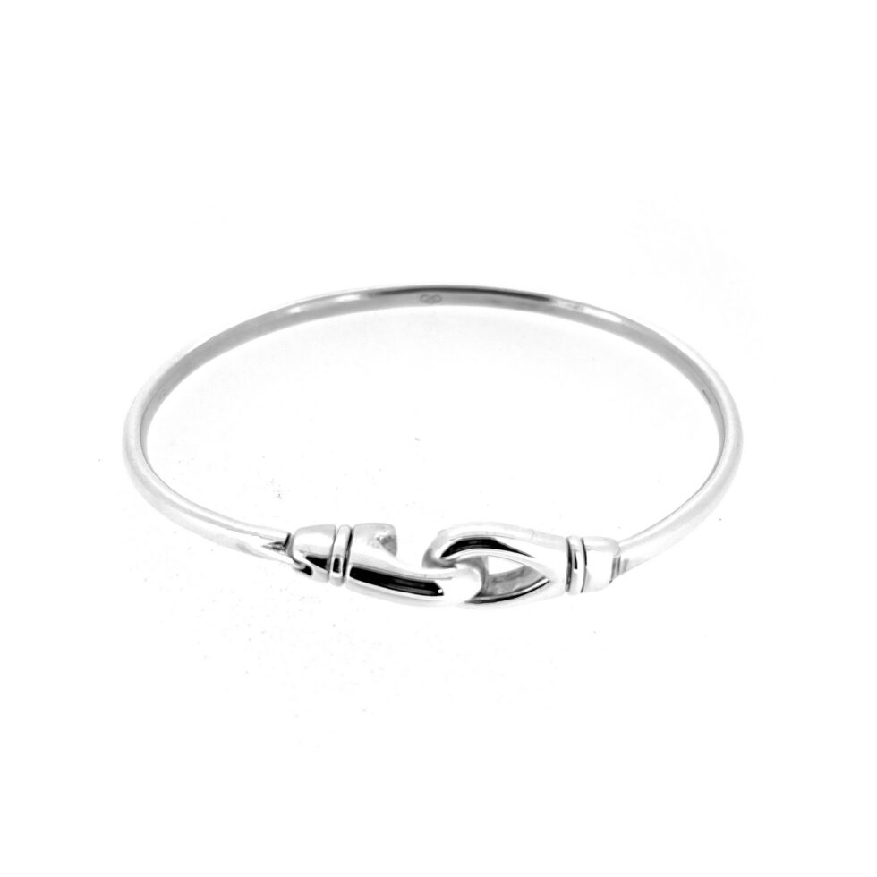 Links of London sterling silver Karabiner Bangle angled view showing interlocking clasp