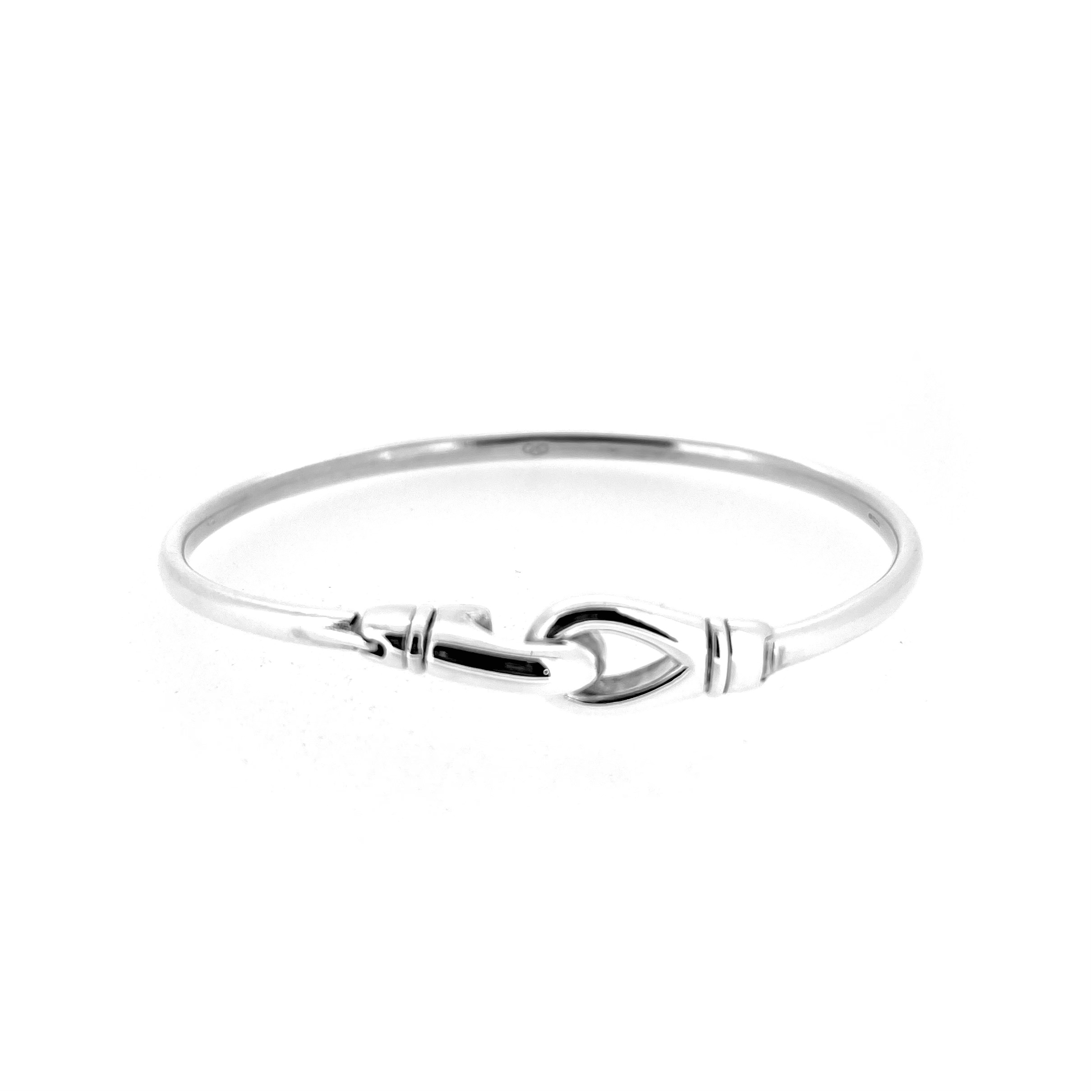 Vintage Links of London sterling silver Karabiner Bangle front view with clasp closed